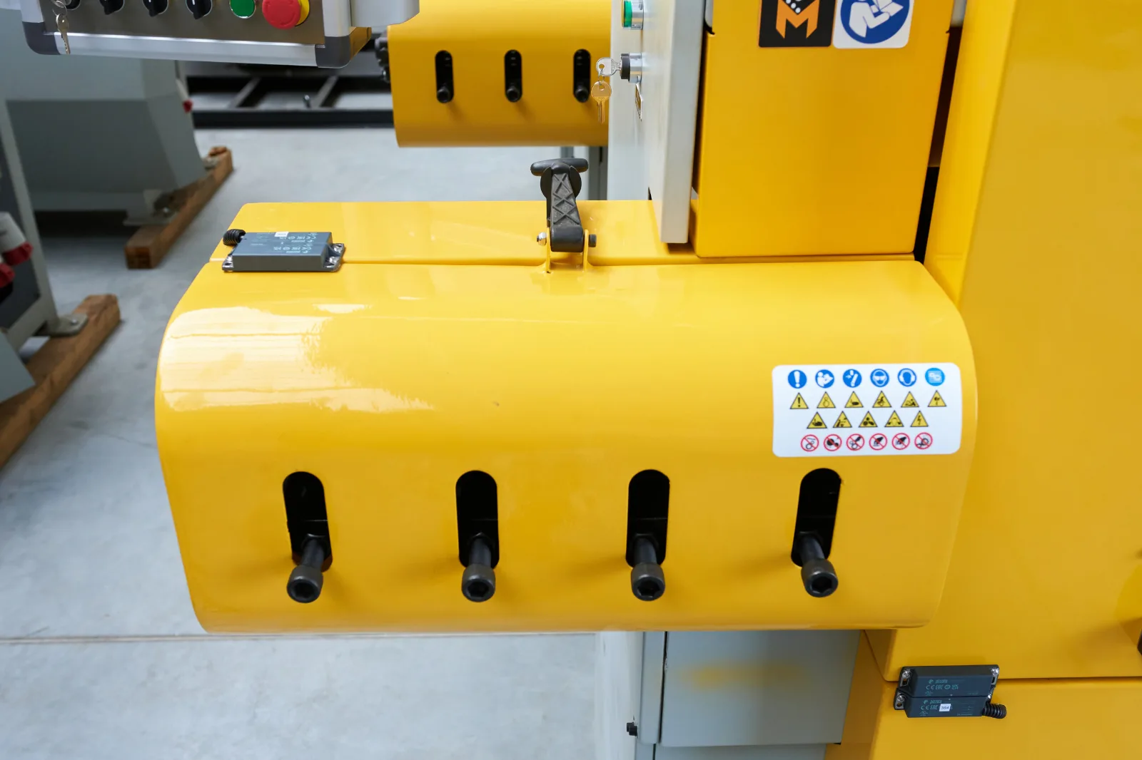 Masina de indreptat fier beton din colac FOX CNC 5-10 mm 5